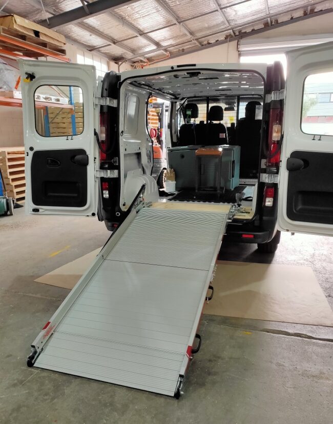 Fold-Out Van Ramps - Aeroz Products